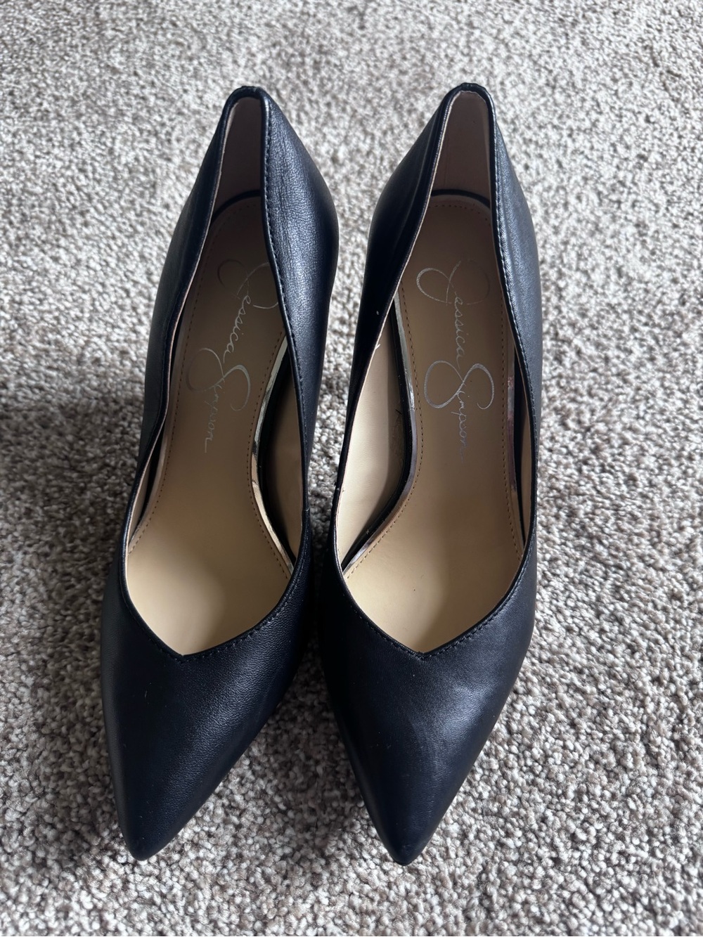 Jessica Simpson Black Pointed-Toe Leather Pumps